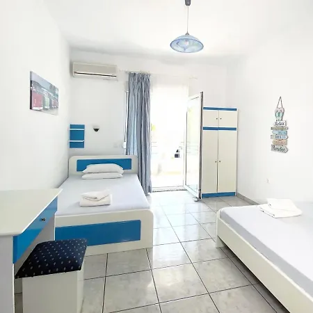 Posidi Studios Apartament *